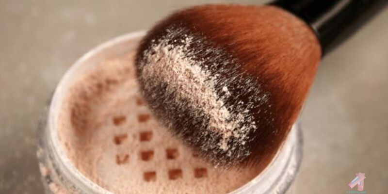 History of Powder in Makeup